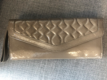 Load image into Gallery viewer, Hobo Clutch with wristlet
